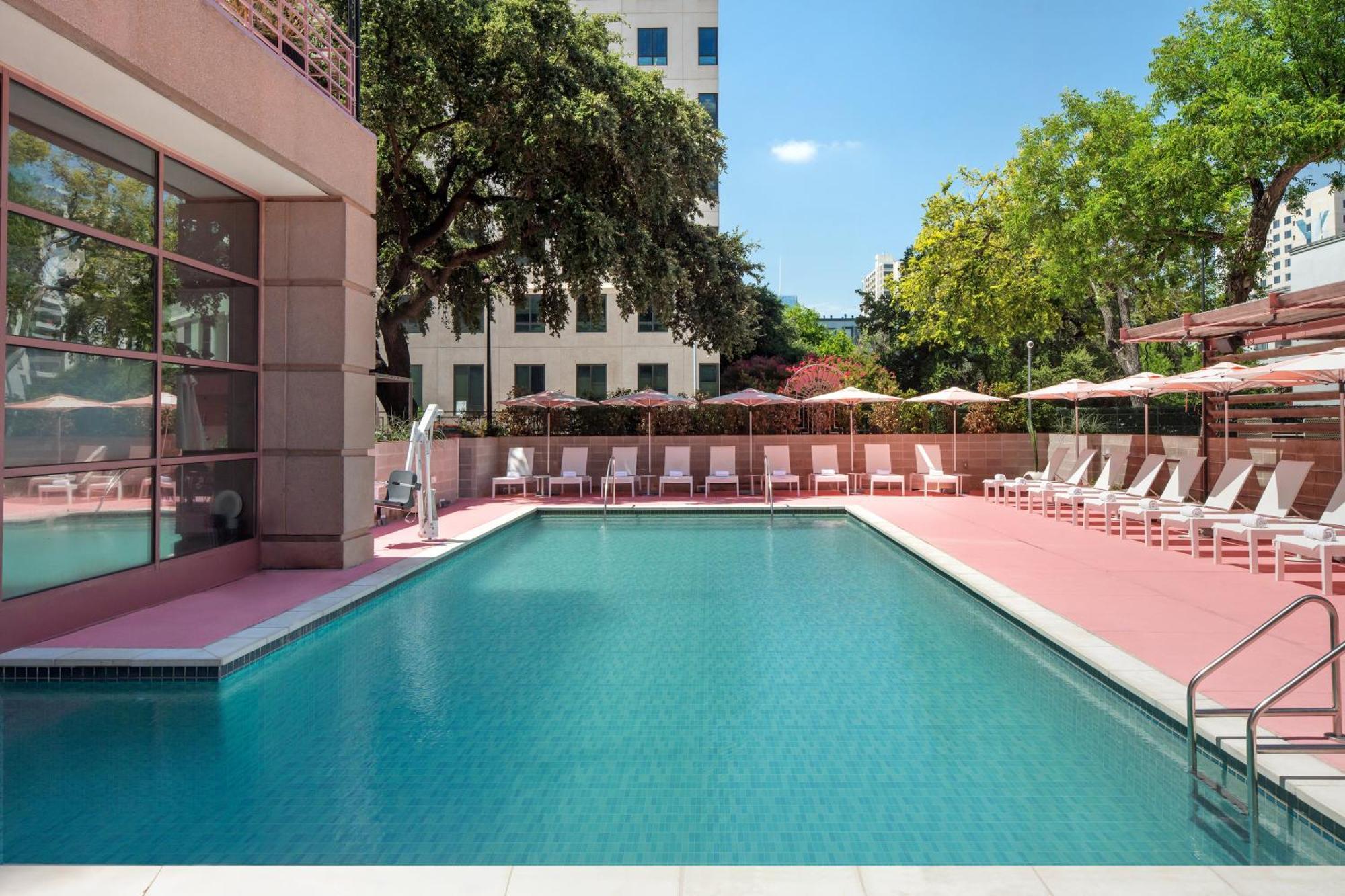 Downright Austin, A Renaissance Hotel Esterno foto