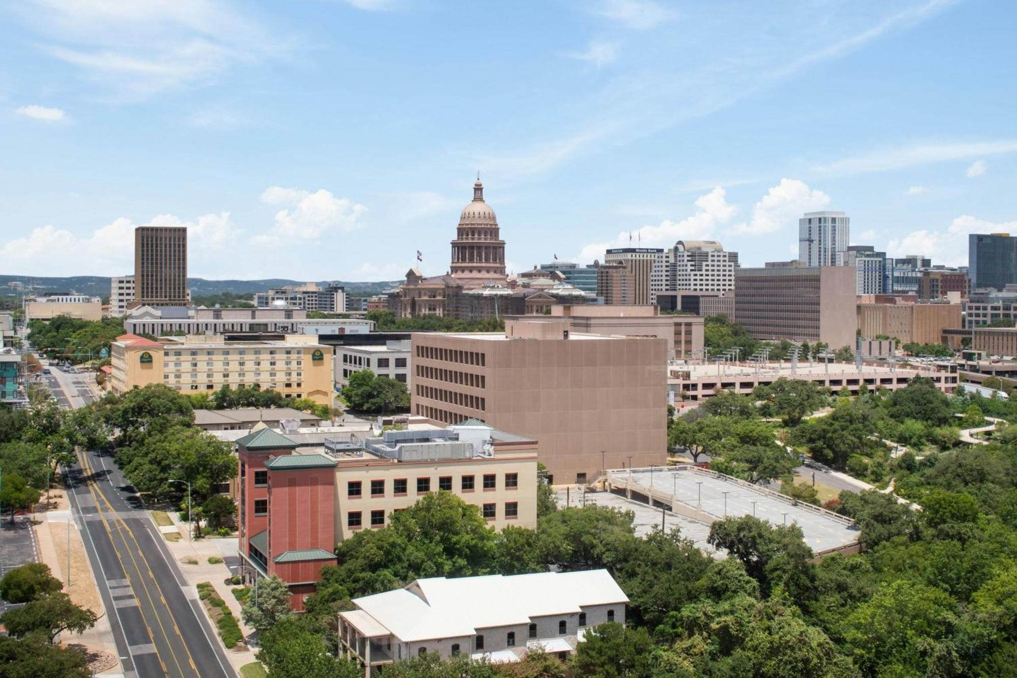 Downright Austin, A Renaissance Hotel Esterno foto